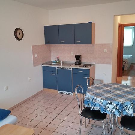 Apartments Bellus Mare Mali Lošinj Екстериор снимка