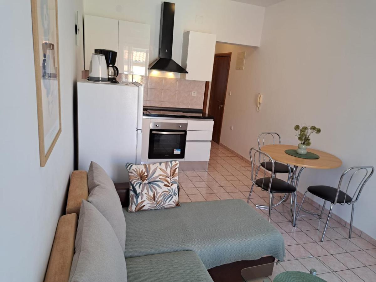 Apartments Bellus Mare Mali Lošinj Екстериор снимка
