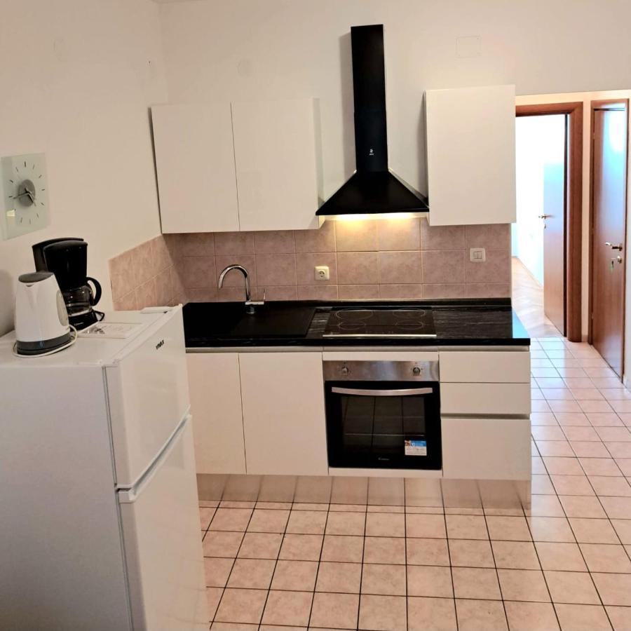 Apartments Bellus Mare Mali Lošinj Екстериор снимка