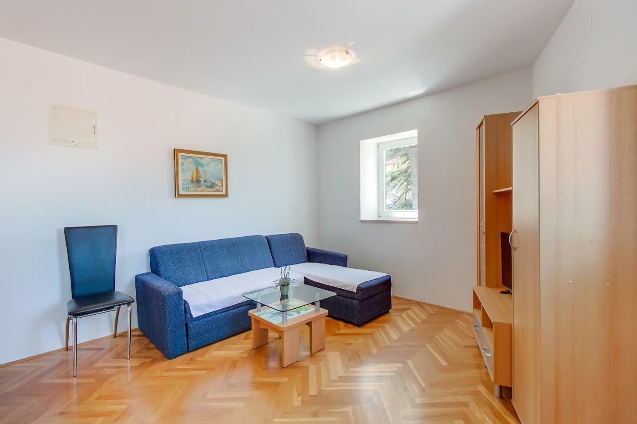 Apartments Bellus Mare Mali Lošinj Екстериор снимка